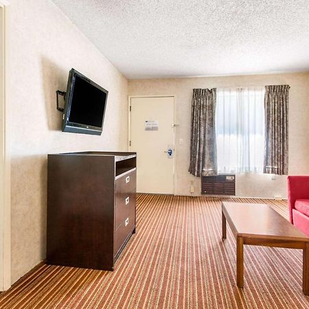 Rodeway Inn & Suites El Cajon San Diego East Ngoại thất bức ảnh